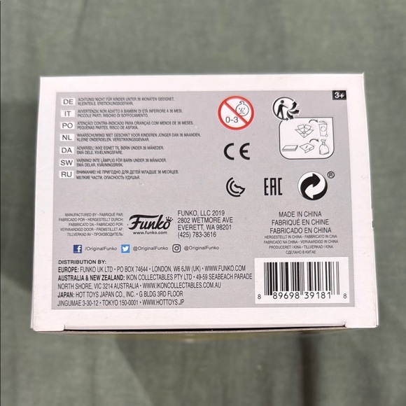 Funko Pop! Rocks Post Malone Vinyl Figure - Picture 5 of 6